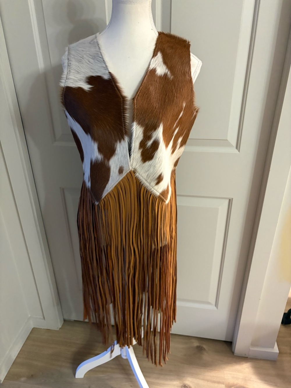 Cowhide Fringe Vest in Brown & White
